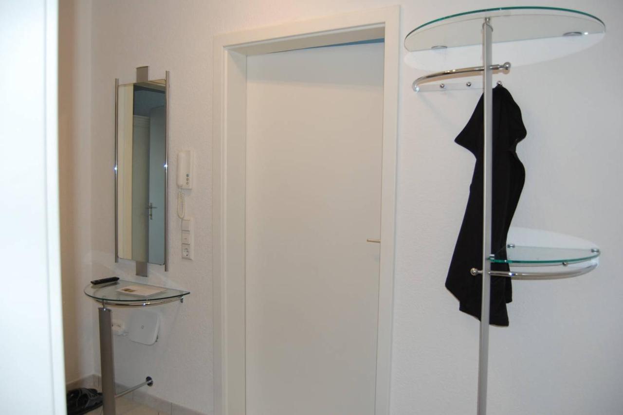 Fewo Reutlingen Heinestrasse Dg Lägenhet Exteriör bild