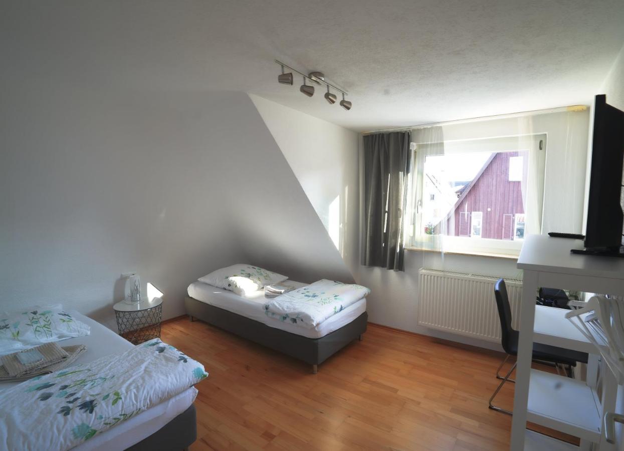 Fewo Reutlingen Heinestrasse Dg Lägenhet Rum bild